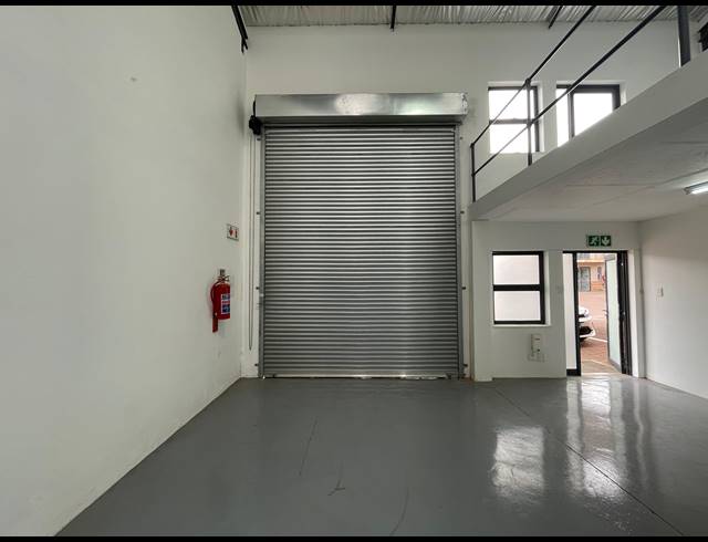 146M² WAREHOUSE FOR SALE IN BARBEQUE DOWNS